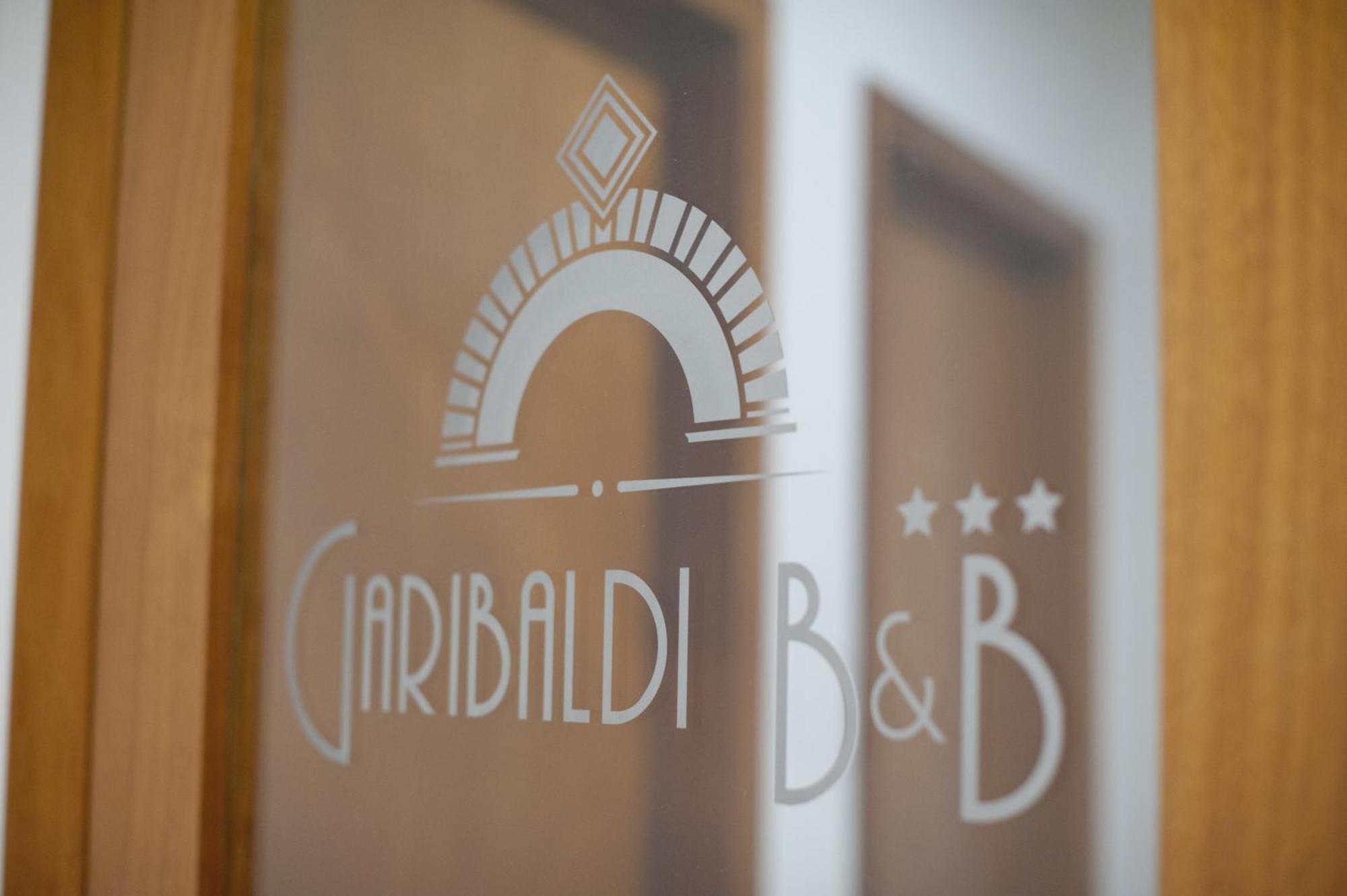 Bed and Breakfast Garibaldi R&B Мессина Экстерьер фото