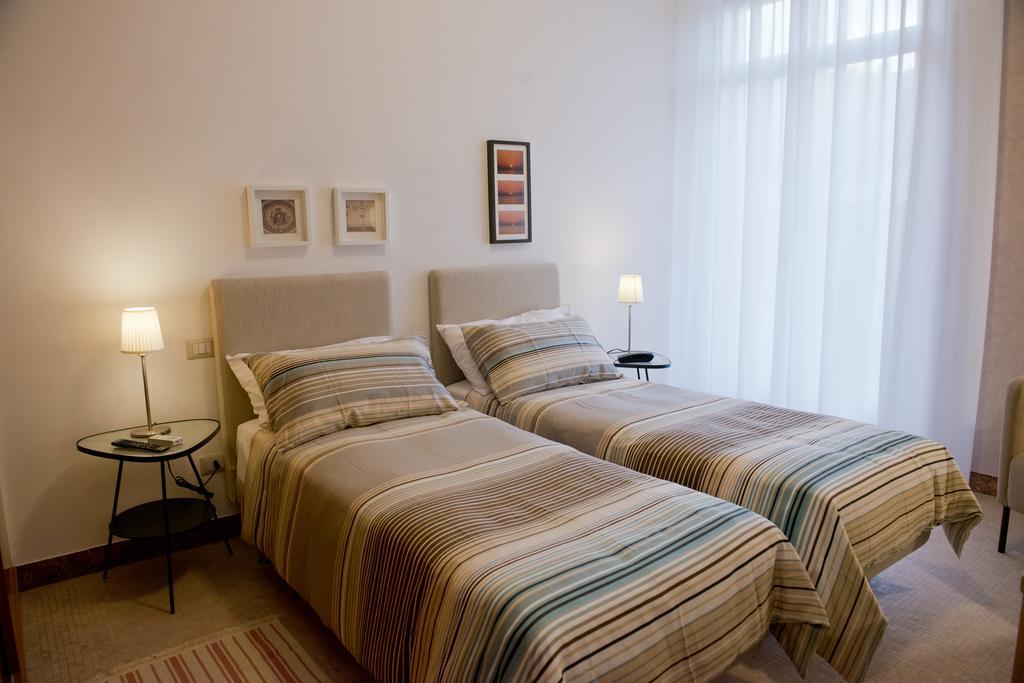 Bed and Breakfast Garibaldi R&B Мессина Номер фото
